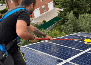 La pulizia dei pannelli fotovoltaici